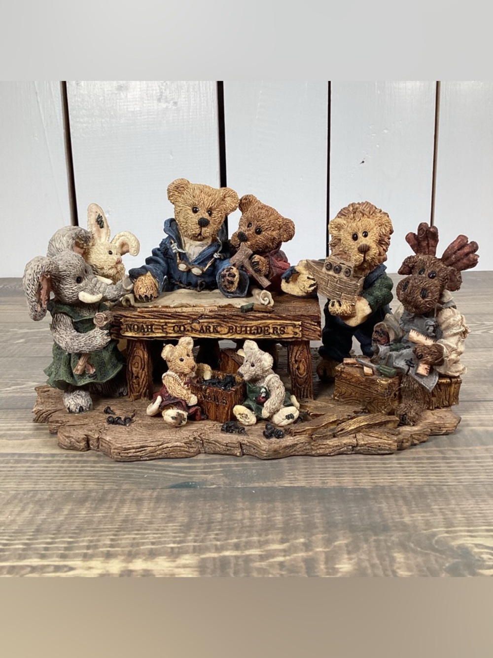 1995 Boyds Bears Figurine Style #2278 Noah and Co Ark Builders Limited Edition